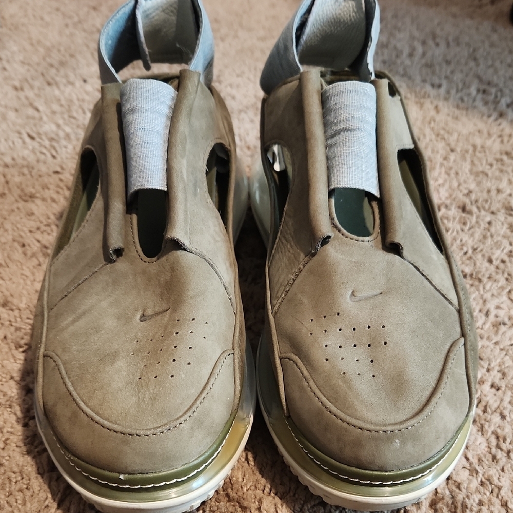 Nike Men's Olive Green Slip-On Shoes